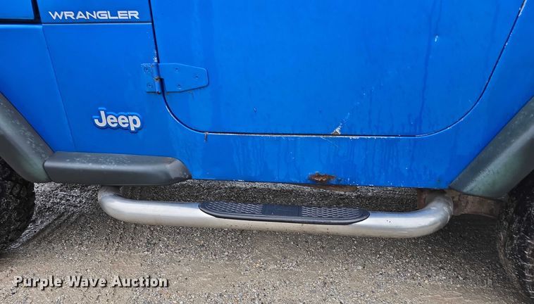 image for item EO1019 1999 Jeep Wrangler SUV