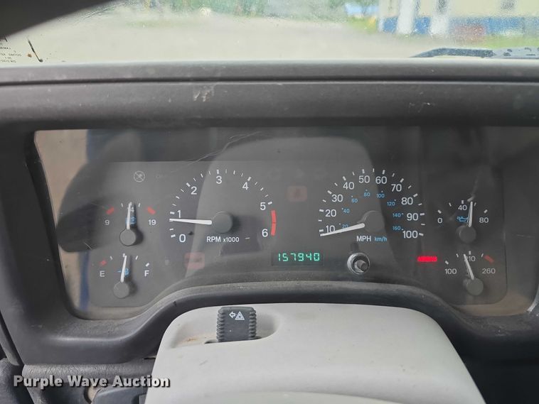 image for item EO1019 1999 Jeep Wrangler SUV