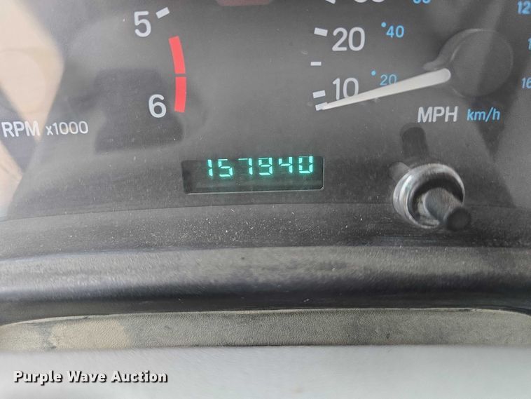 image for item EO1019 1999 Jeep Wrangler SUV