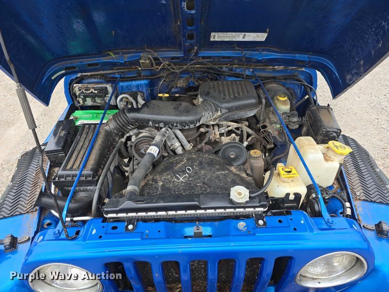 image for item EO1019 1999 Jeep Wrangler SUV