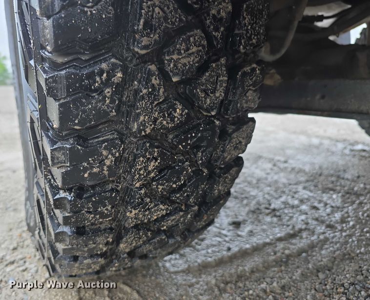 image for item EO1019 1999 Jeep Wrangler SUV