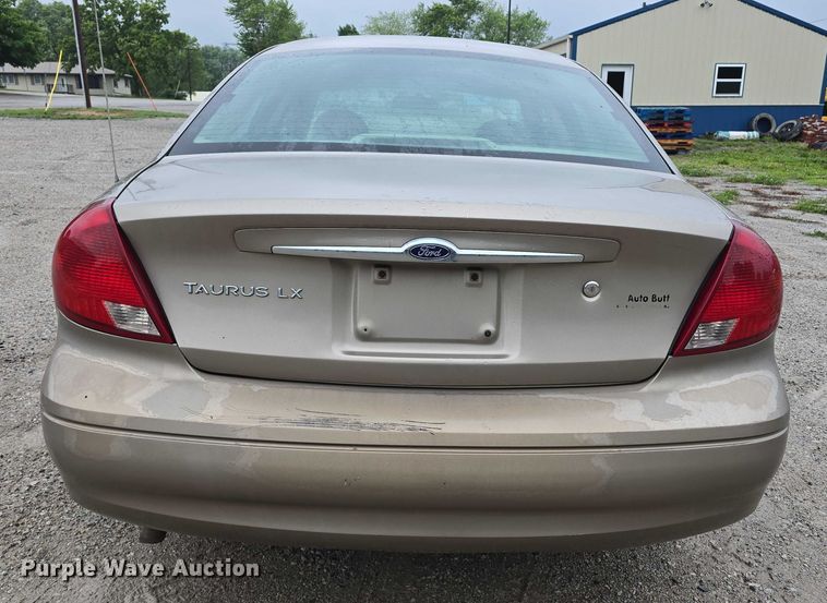 image for item EO1020 2002 Ford Taurus LX 