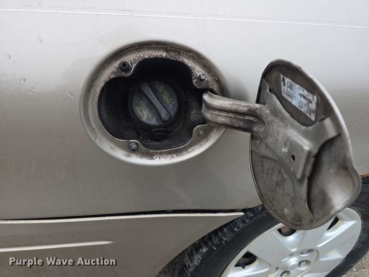 image for item EO1020 2002 Ford Taurus LX 