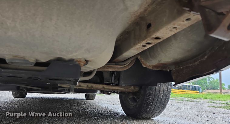 image for item EO1020 2002 Ford Taurus LX 