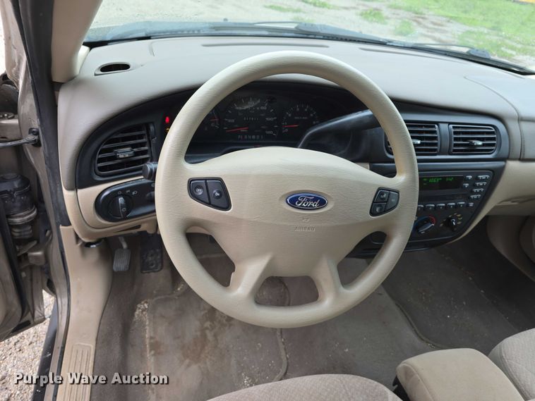 image for item EO1020 2002 Ford Taurus LX 