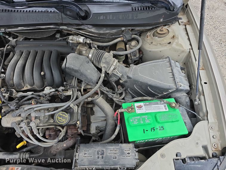 image for item EO1020 2002 Ford Taurus LX 