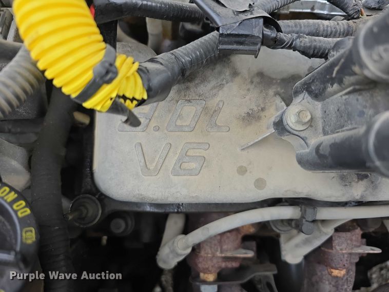 image for item EO1020 2002 Ford Taurus LX 