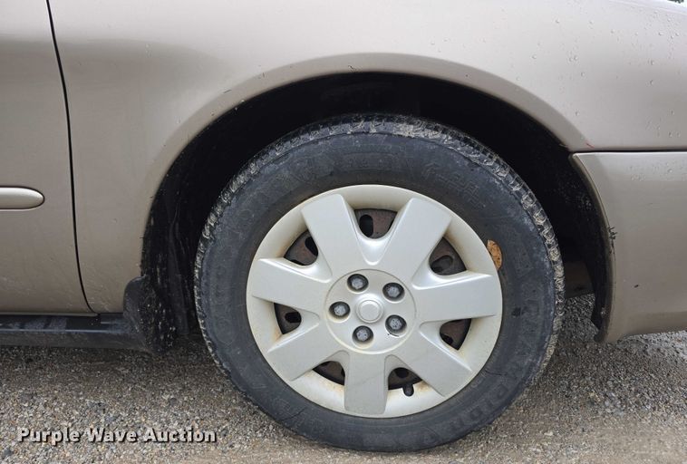 image for item EO1020 2002 Ford Taurus LX 