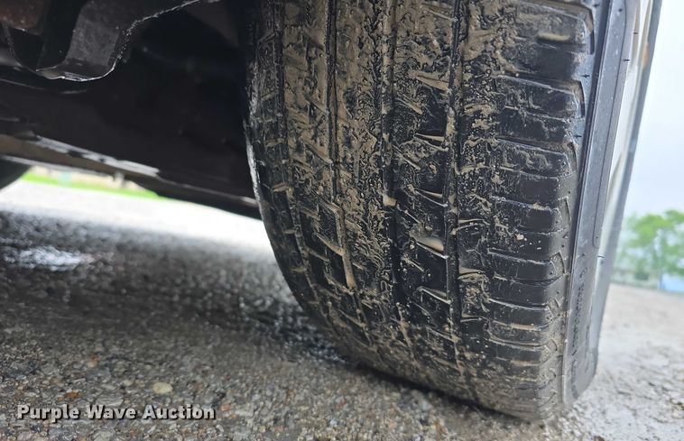 image for item EO1020 2002 Ford Taurus LX 