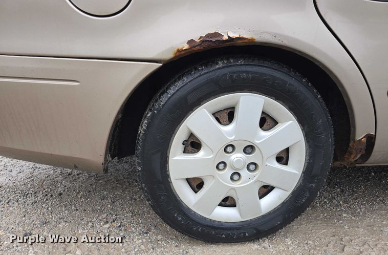 image for item EO1020 2002 Ford Taurus LX 
