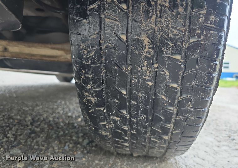 image for item EO1020 2002 Ford Taurus LX 