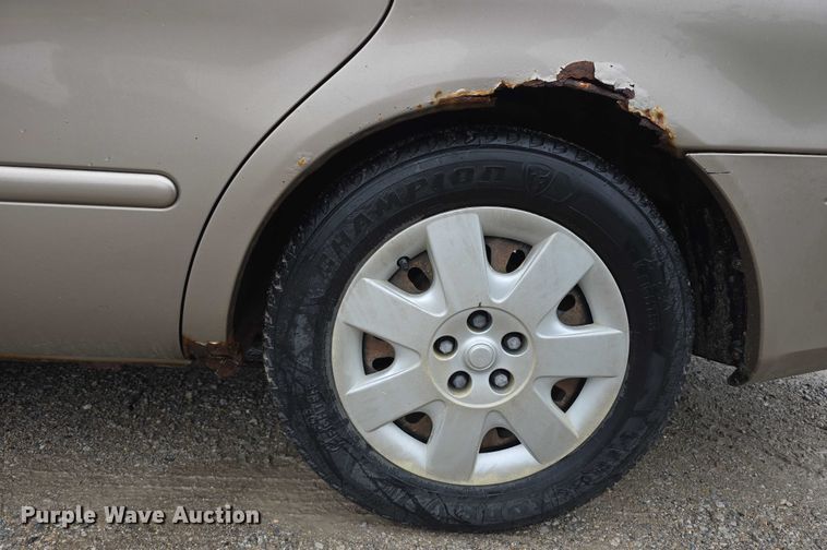 image for item EO1020 2002 Ford Taurus LX 