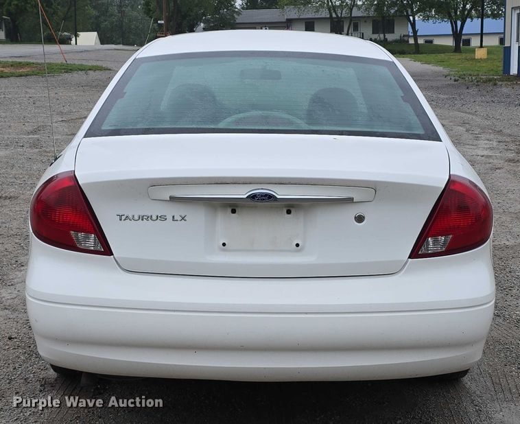image for item EO1021 2001 Ford Taurus LX 