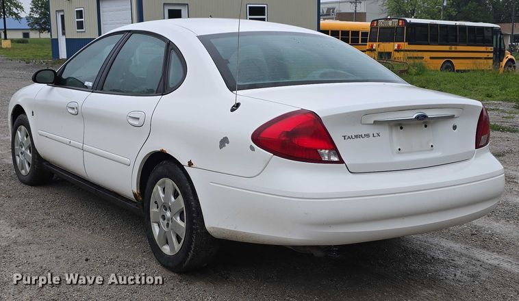 image for item EO1021 2001 Ford Taurus LX 