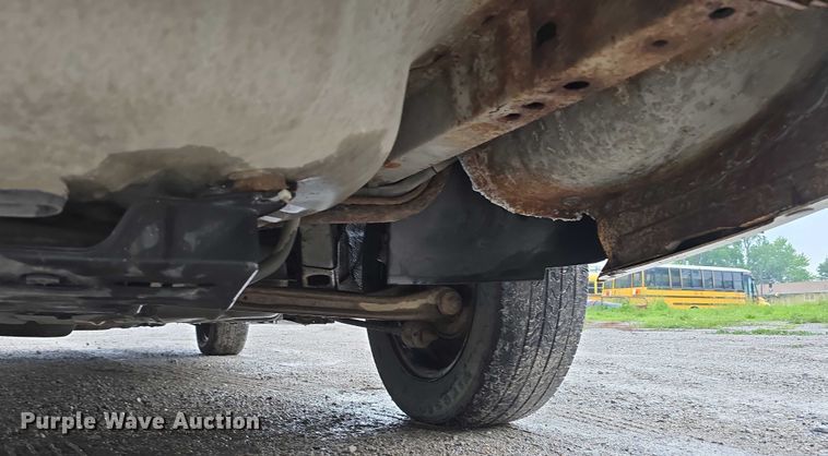 image for item EO1021 2001 Ford Taurus LX 