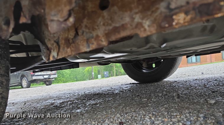 image for item EO1021 2001 Ford Taurus LX 