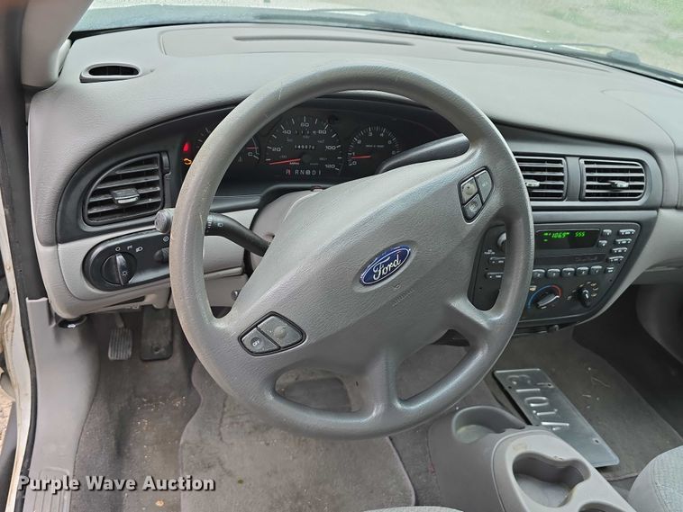 image for item EO1021 2001 Ford Taurus LX 