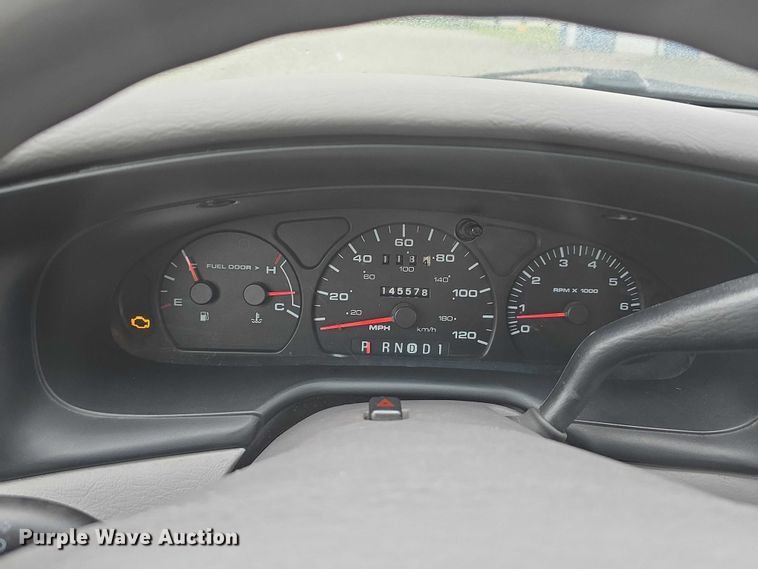 image for item EO1021 2001 Ford Taurus LX 