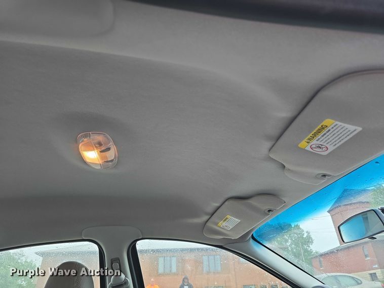 image for item EO1021 2001 Ford Taurus LX 