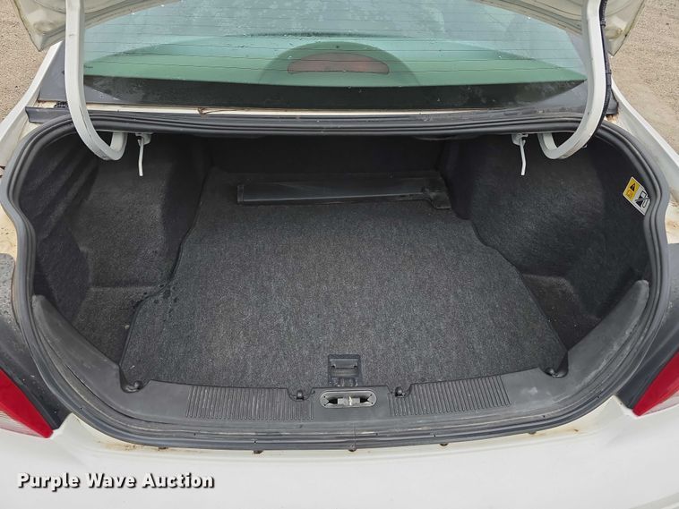 image for item EO1021 2001 Ford Taurus LX 