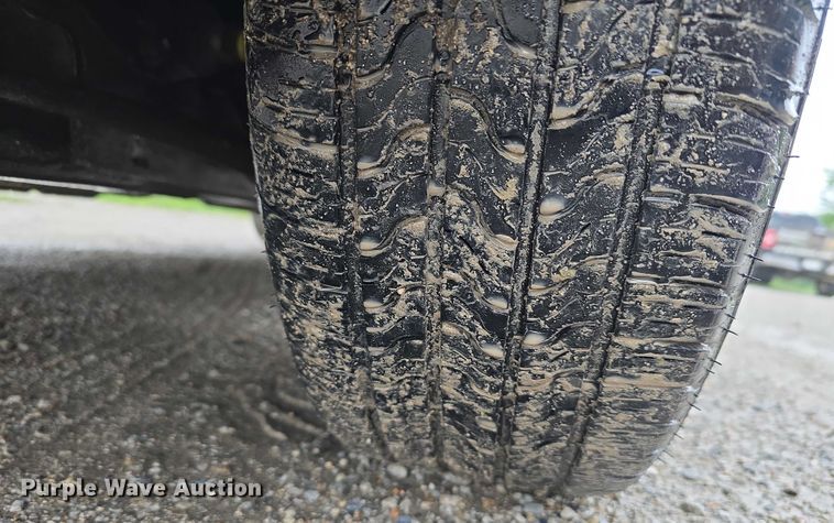 image for item EO1021 2001 Ford Taurus LX 