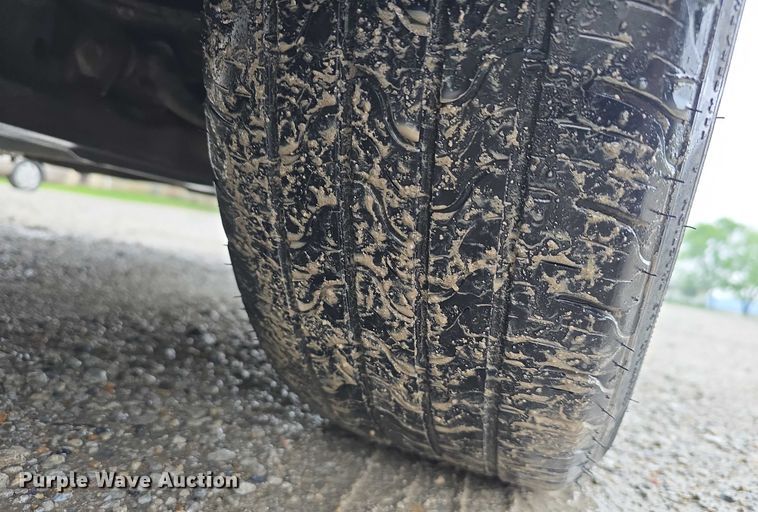 image for item EO1021 2001 Ford Taurus LX 