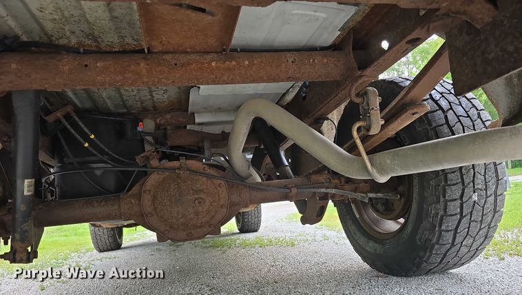 image for item EO1022 2010 Chevrolet Silverado 1500 pickup truck