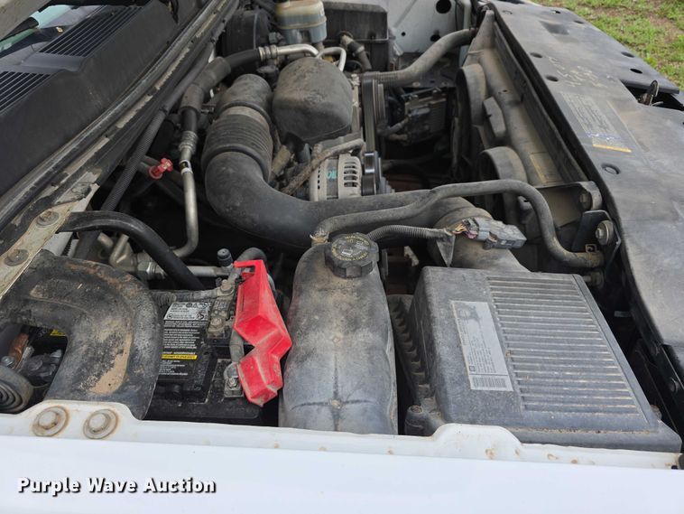 image for item EO1022 2010 Chevrolet Silverado 1500 pickup truck