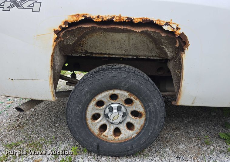 image for item EO1022 2010 Chevrolet Silverado 1500 pickup truck