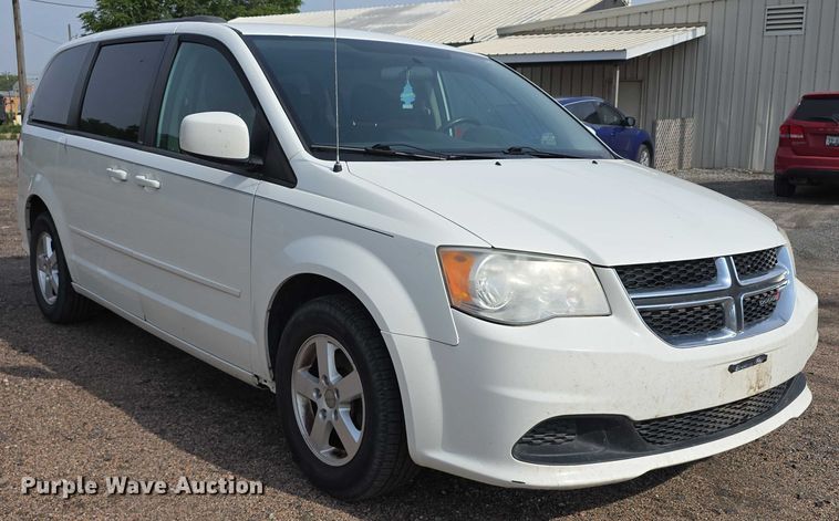 image for item EO1023 2013 Dodge Grand Caravan van