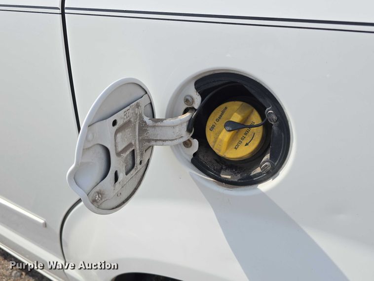 image for item EO1023 2013 Dodge Grand Caravan van