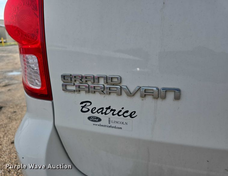 image for item EO1023 2013 Dodge Grand Caravan van