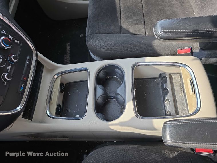 image for item EO1023 2013 Dodge Grand Caravan van