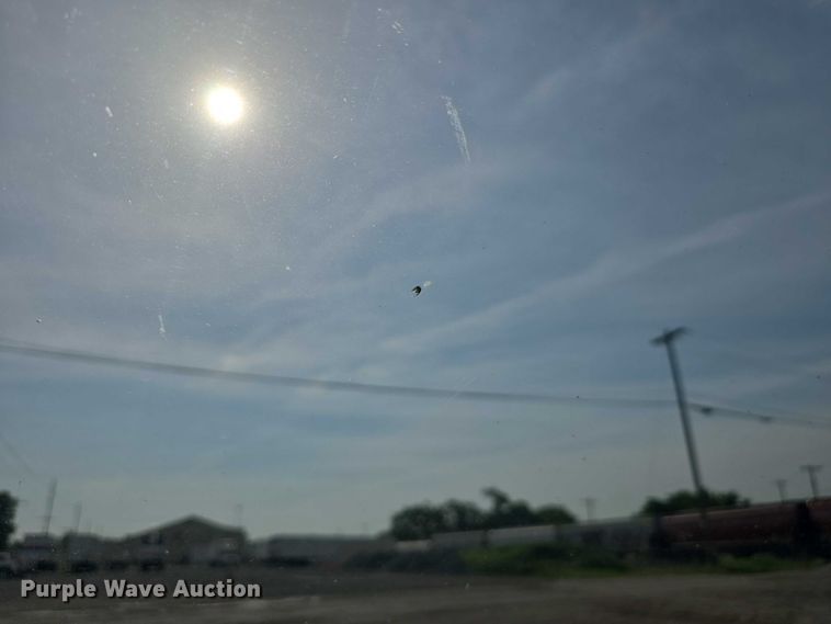 image for item EO1023 2013 Dodge Grand Caravan van