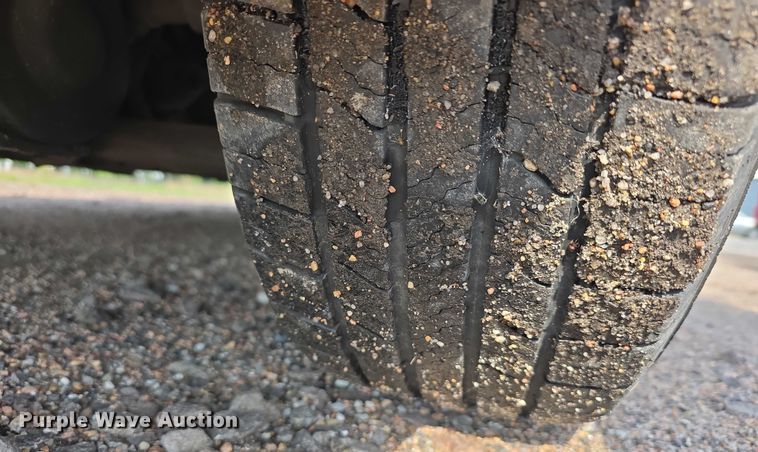 image for item EO1023 2013 Dodge Grand Caravan van