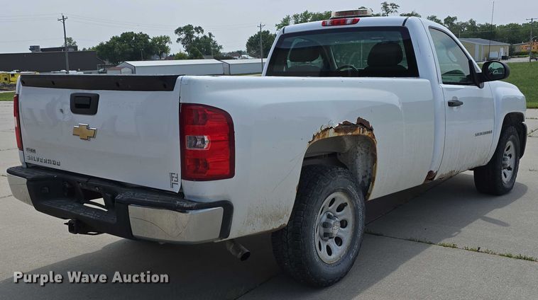 image for item EO1024 2009 Chevrolet Silverado 1500 pickup truck