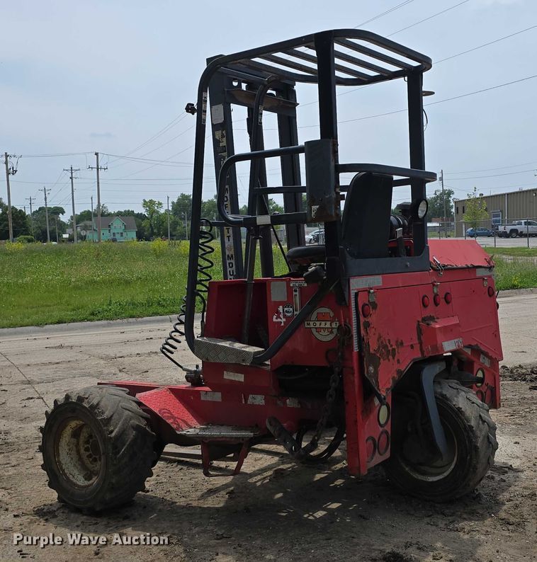image for item EO1025 1999 Moffett M5000 forklift