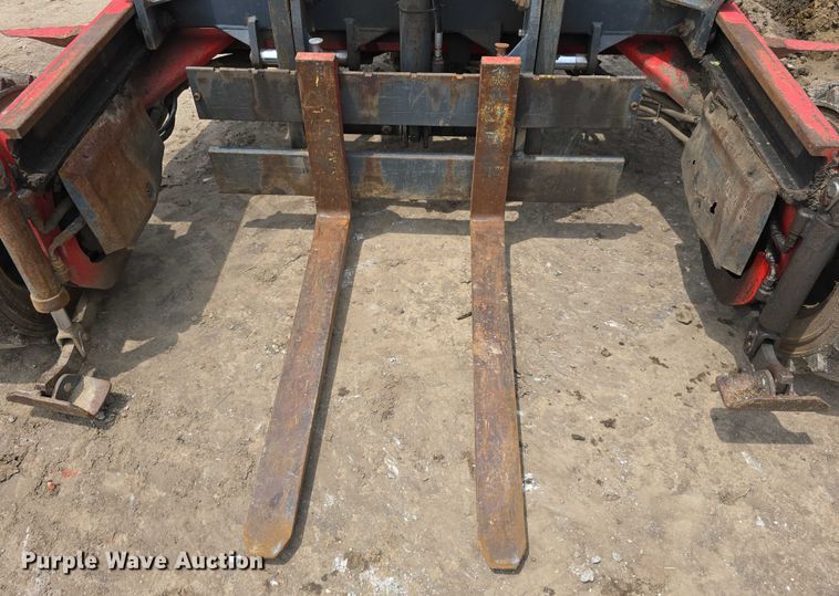 image for item EO1025 1999 Moffett M5000 forklift