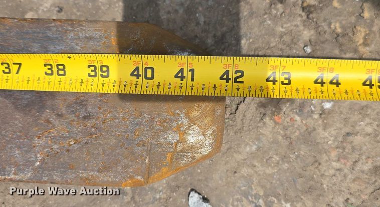 image for item EO1025 1999 Moffett M5000 forklift