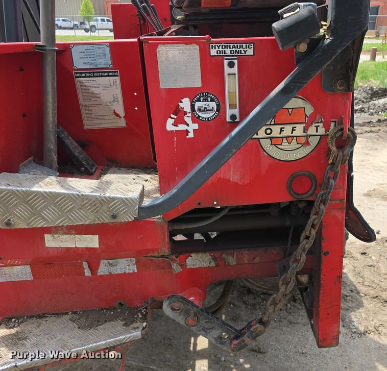 image for item EO1025 1999 Moffett M5000 forklift