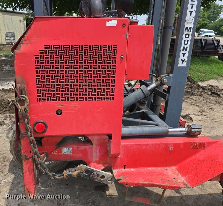 image for item EO1025 1999 Moffett M5000 forklift