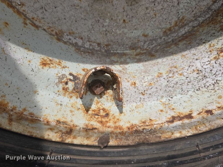 image for item EO1025 1999 Moffett M5000 forklift