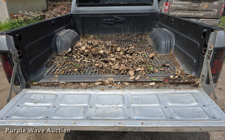 image for item EO1026 1990 Toyota pickup truck