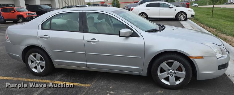 image for item EO1027 2009 Ford Fusion SE 