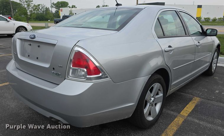 image for item EO1027 2009 Ford Fusion SE 