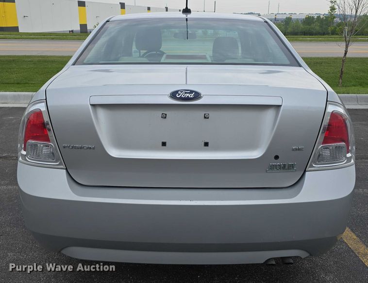 image for item EO1027 2009 Ford Fusion SE 