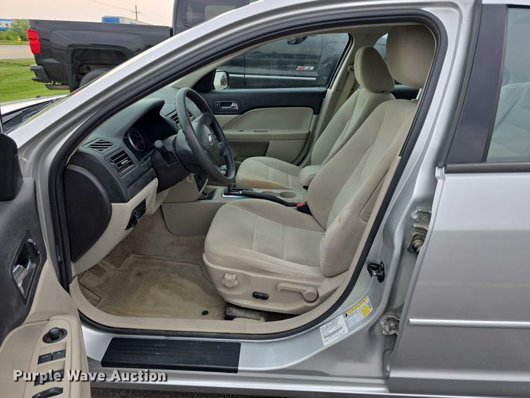 image for item EO1027 2009 Ford Fusion SE 