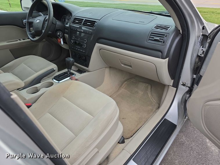 image for item EO1027 2009 Ford Fusion SE 