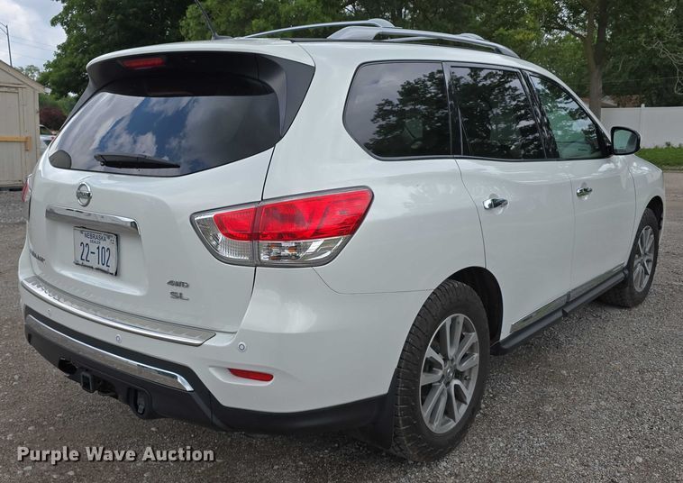 image for item EO1029 2014 Nissan Pathfinder SL SUV