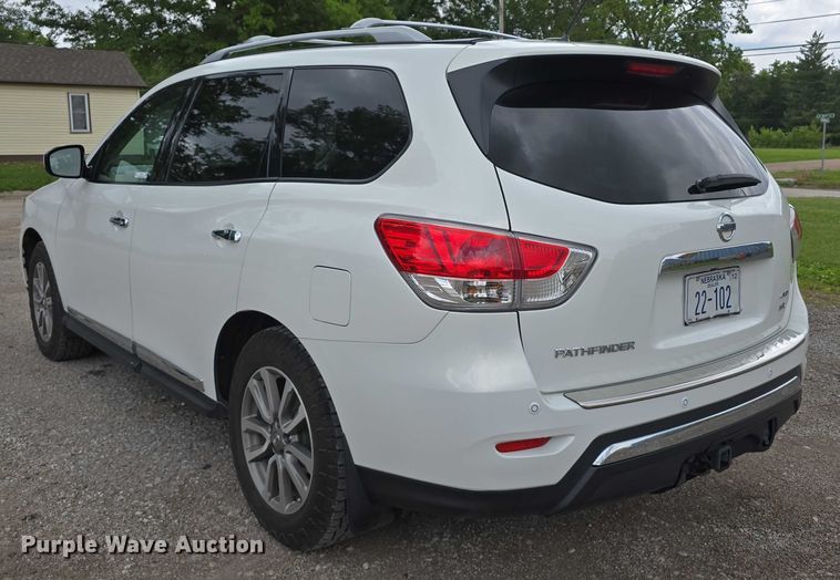 image for item EO1029 2014 Nissan Pathfinder SL SUV